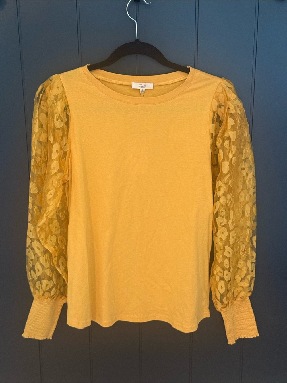 🐆 NEW Easel Women's Mustard Yellow Cotton Leopard Puff Sleeve Top - Size S